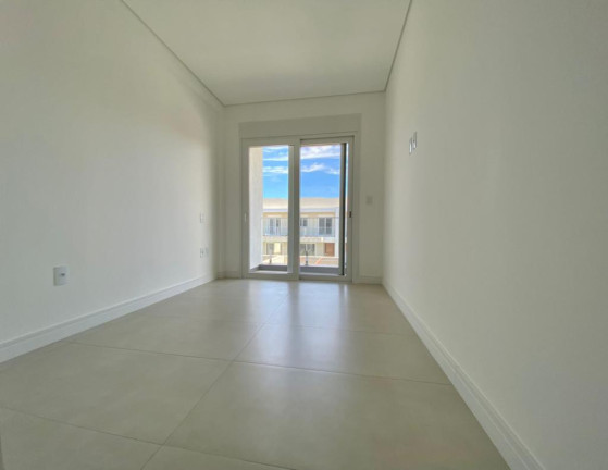 Imagem Sobrado com 3 Quartos à Venda, 143 m² em Zona Nova - Capao Da Canoa
