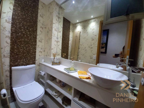 Imagem Apartamento com 3 Quartos à Venda, 130 m² em Canto Do Forte - Praia Grande