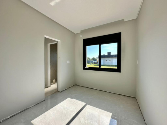 Imagem Casa com 4 Quartos à Venda, 250 m² em -- - Xangri-la Imagem Casa com 4 Quartos à Venda, 250 m² em -- - Xangri-la