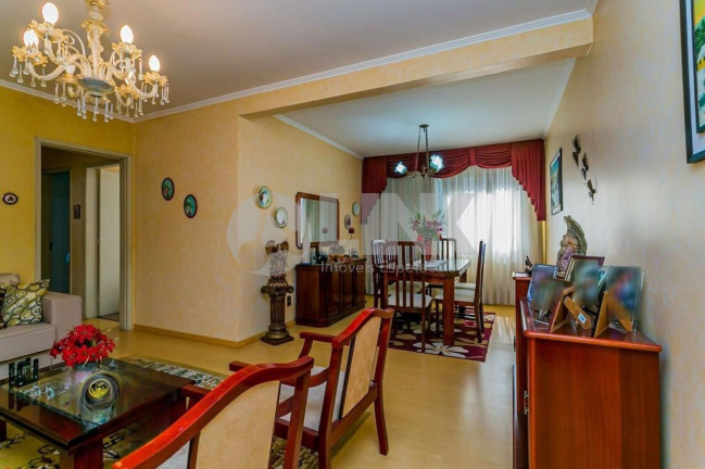 Apartamento com 3 Quartos à Venda, 98 m² em Vila Ipiranga - Porto Alegre