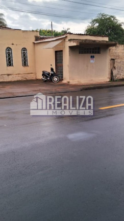 Imagem Casa com 2 Quartos à Venda, 300 m² em Vila Olímpica - Uberaba Imagem Casa com 2 Quartos à Venda, 300 m² em Vila Olímpica - Uberaba