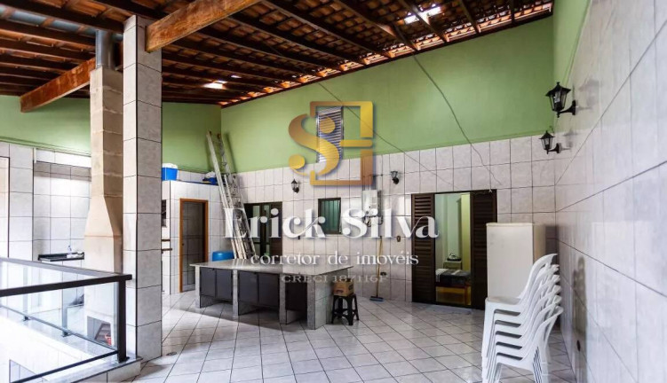 Imagem Casa com 5 Quartos à Venda, 248 m² em Vila Yolanda - Osasco