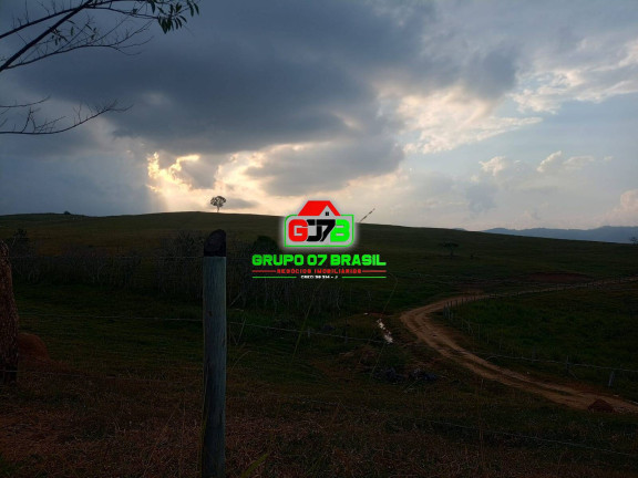 Imagem Chácara à Venda, 9 m² em área Rural De Caçapava - Caçapava Imagem Chácara à Venda, 9 m² em área Rural De Caçapava - Caçapava