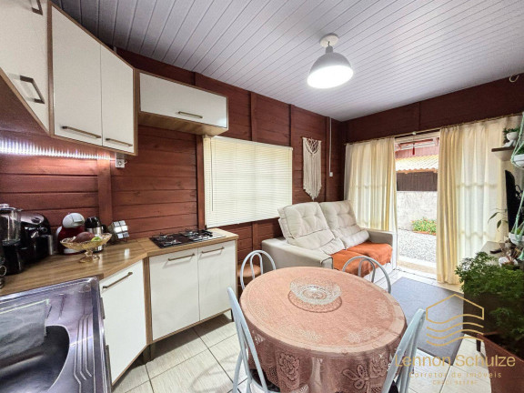 Imagem Casa com 5 Quartos à Venda, 102 m² em Pinheiros - Balneário Barra Do Sul Imagem Casa com 5 Quartos à Venda, 102 m² em Pinheiros - Balneário Barra Do Sul