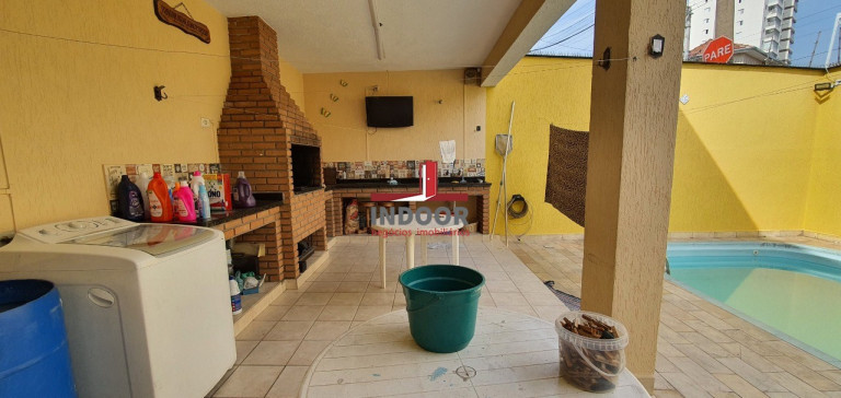 Imagem Casa com 4 Quartos à Venda, 180 m² em Vila Isolina Mazzei - São Paulo Imagem Casa com 4 Quartos à Venda, 180 m² em Vila Isolina Mazzei - São Paulo