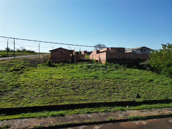 Imagem Terreno à Venda, 472 m² em Indústrias Leves - Londrina Imagem Terreno à Venda, 472 m² em Indústrias Leves - Londrina