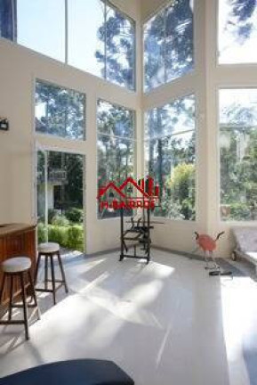 Imagem Casa com 9 Quartos à Venda, 800 m² em Vila Abernéssia - Campos Do Jordão