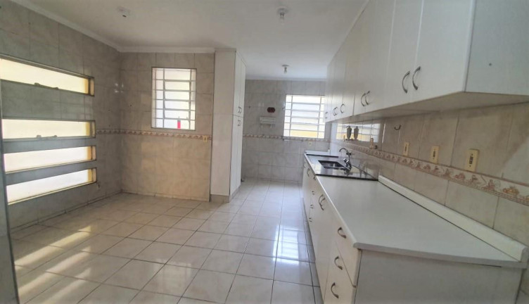 Imagem Casa com 3 Quartos à Venda, 230 m² em Indianópolis - São Paulo