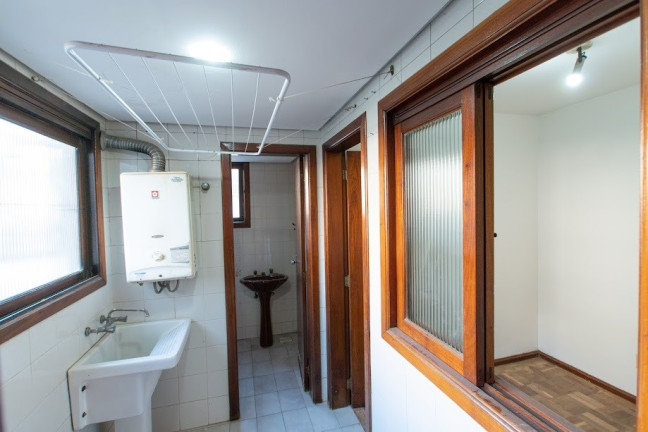 Imagem Apartamento com 3 Quartos à Venda, 122 m² em Jardim Lindóia - Porto Alegre