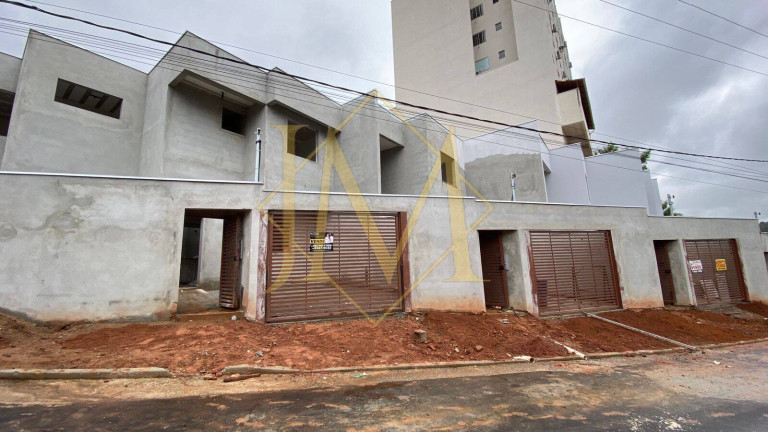 Imagem Casa com 3 Quartos à Venda, 110 m² em Belvedere - Coronel Fabriciano