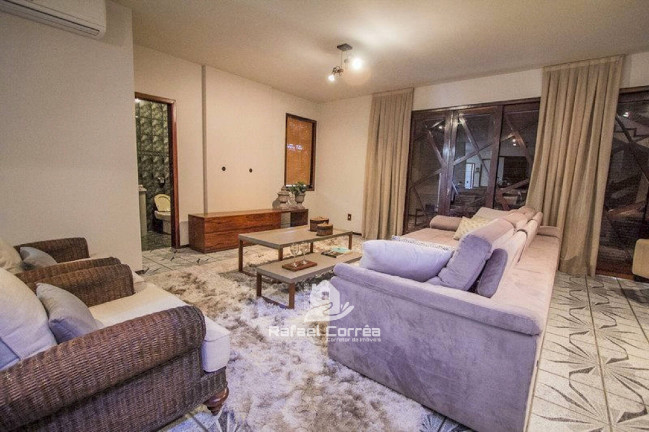 Imagem Casa com 4 Quartos à Venda, 405 m² em Itajubá - Barra Velha