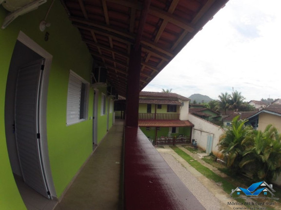 Imagem Casa com 11 Quartos para Temporada, 280 m² em Praia Grande - Ubatuba Imagem Casa com 11 Quartos para Temporada, 280 m² em Praia Grande - Ubatuba