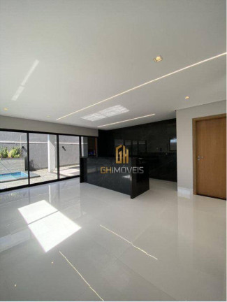 Imagem Sobrado com 4 Quartos à Venda, 245 m² em Jardim Cristal - Aparecida De Goiânia