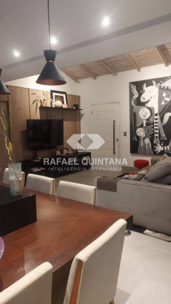 Imagem Casa com 3 Quartos à Venda, 260 m² em Cacupé - Florianópolis
