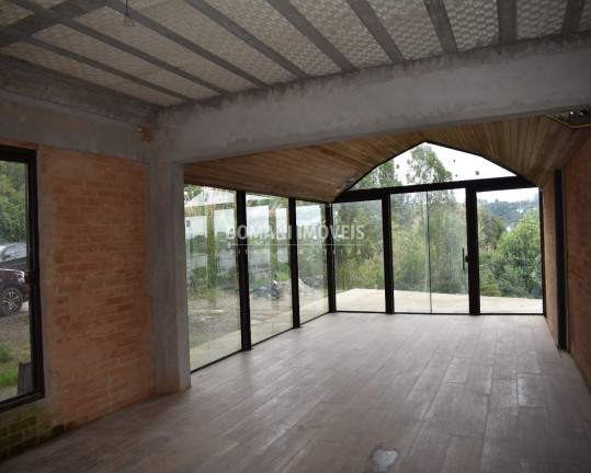 Imagem Imóvel com 52 Quartos à Venda, 1.845 m² em Região De Capivari - Campos Do Jordão Imagem Imóvel com 52 Quartos à Venda, 1.845 m² em Região De Capivari - Campos Do Jordão