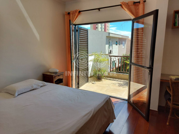 Imagem Casa com 3 Quartos à Venda, 255 m² em Campestre - Santo André