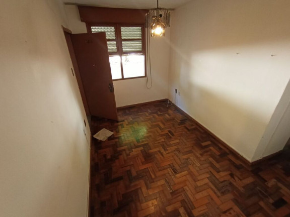 Imagem Imóvel com 2 Quartos à Venda,  em Santa Maria Goretti - Porto Alegre