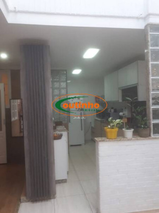 Imagem Casa com 3 Quartos à Venda, 170 m² em Maracanã - Rio De Janeiro Imagem Casa com 3 Quartos à Venda, 170 m² em Maracanã - Rio De Janeiro