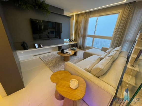 Apartamento com 3 Quartos à Venda, 240 m² em Centro - Balneário Camboriú
