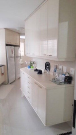 Imagem Apartamento com 3 Quartos à Venda,  em Jardim Astúrias - Guarujá