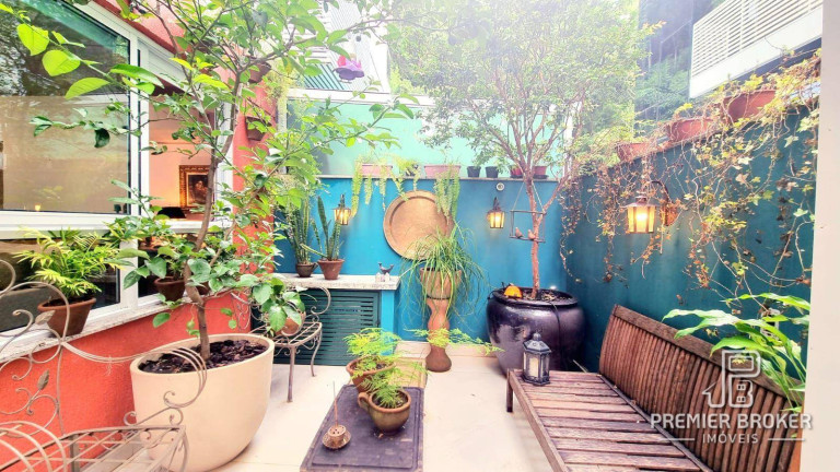 Imagem Apartamento com 1 Quarto à Venda, 68 m² em Várzea - Teresópolis