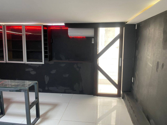 Imagem Casa com 4 Quartos à Venda, 280 m² em Candelária - Natal Imagem Casa com 4 Quartos à Venda, 280 m² em Candelária - Natal