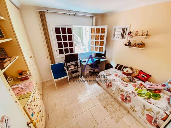 Imagem Casa com 4 Quartos à Venda, 450 m² em Santa Cecília - Vitória