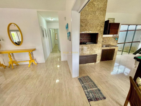 Imagem Casa com 3 Quartos à Venda, 166 m² em Centro - Xangri-lá