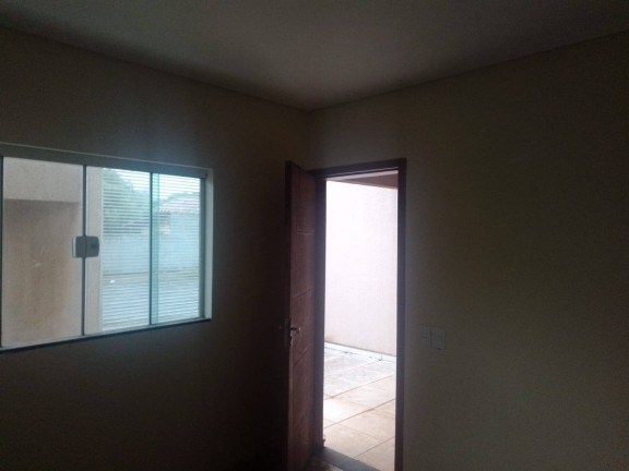 Imagem Sobrado com 3 Quartos para Alugar,  em Arapongas