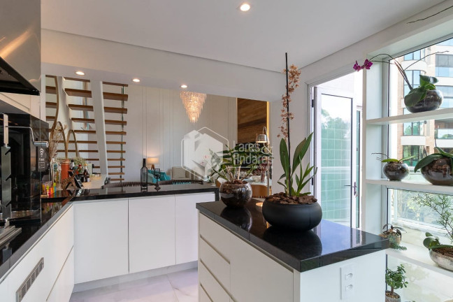 Imagem Apartamento com 4 Quartos à Venda, 211 m² em Panamby - São Paulo Imagem Apartamento com 4 Quartos à Venda, 211 m² em Panamby - São Paulo