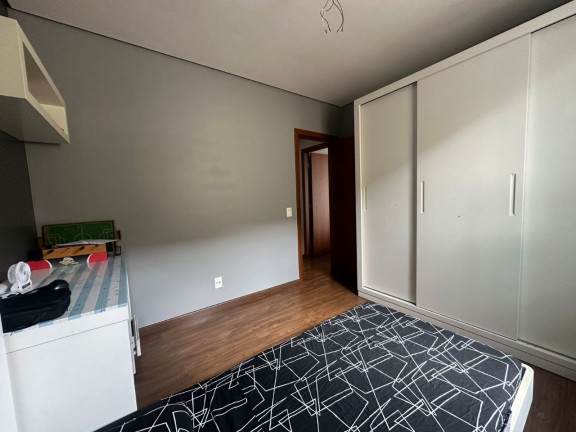 Imagem Casa com 3 Quartos à Venda, 360 m² em Cabral - Contagem Imagem Casa com 3 Quartos à Venda, 360 m² em Cabral - Contagem
