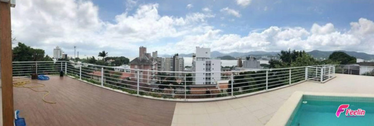 Imagem Casa com 4 Quartos à Venda, 765 m² em Centro - Florianópolis