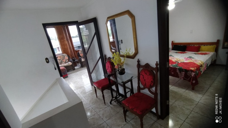 Imagem Sobrado com 5 Quartos à Venda, 238 m² em Balneário Mariluz - Itapoá Imagem Sobrado com 5 Quartos à Venda, 238 m² em Balneário Mariluz - Itapoá