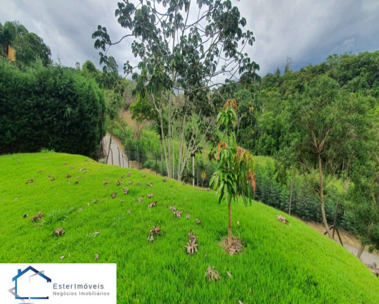 Imagem Casa com 3 Quartos para Alugar ou Temporada, 321 m² em Serra Dos Cristais - Jordanesia Imagem Casa com 3 Quartos para Alugar ou Temporada, 321 m² em Serra Dos Cristais - Jordanesia