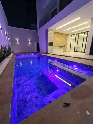 Imagem Casa com 5 Quartos à Venda, 363 m² em Ponta Negra - Manaus Imagem Casa com 5 Quartos à Venda, 363 m² em Ponta Negra - Manaus
