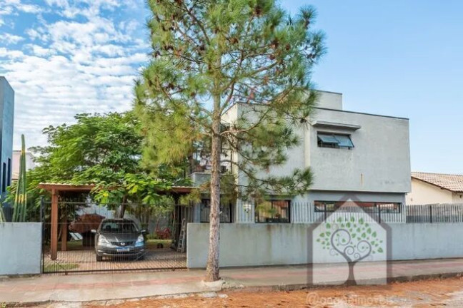 Imagem Casa com 4 Quartos para Alugar, 200 m² em Rio Tavares - Florianópolis Imagem Casa com 4 Quartos para Alugar, 200 m² em Rio Tavares - Florianópolis