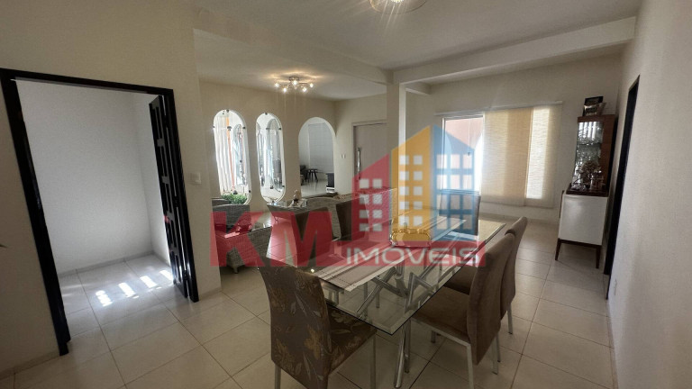 Imagem Casa com 3 Quartos à Venda, 481 m² em Presidente Costa E Silva - Mossoró