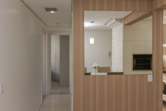 Imagem Apartamento com 2 Quartos à Venda, 58 m² em Vila Nova - Porto Alegre