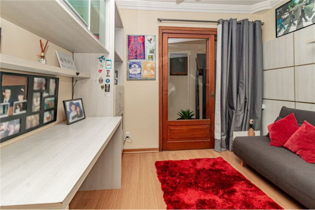 Imagem Casa com 3 Quartos à Venda, 200 m² em Jardim Planalto - Porto Alegre