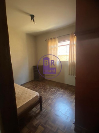 Imagem Casa com 4 Quartos à Venda, 295 m² em Lima Azevedo - Londrina