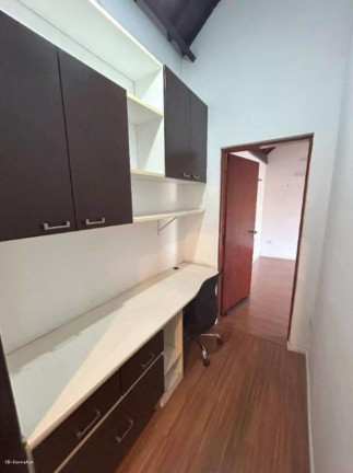 Imagem Sobrado com 3 Quartos à Venda, 502 m² em Pastoril - Ribeirão Pires
