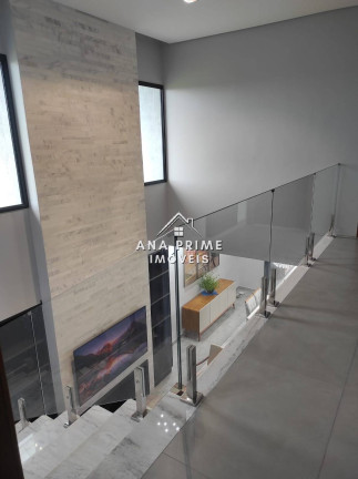 Imagem Sobrado com 3 Quartos à Venda, 249 m² em Caçapava