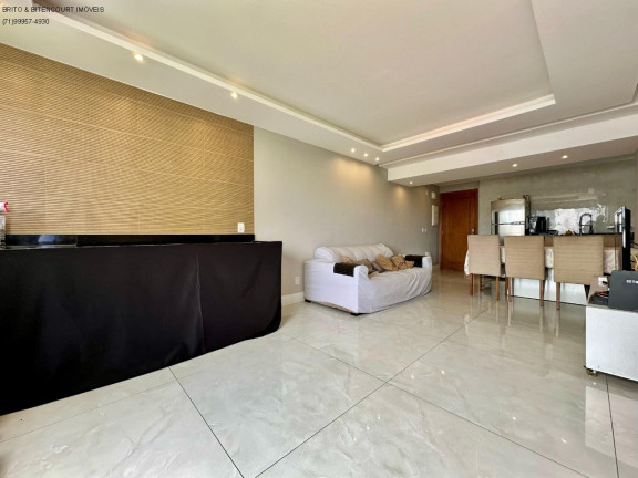 Imagem Imóvel com 3 Quartos à Venda, 88 m² em Candeal - Salvador Imagem Imóvel com 3 Quartos à Venda, 88 m² em Candeal - Salvador