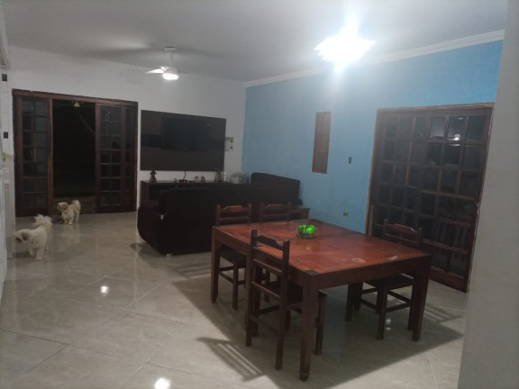 Imagem Fazenda à Venda, 200 m² em Bairro Dos Guedes - Tremembé Imagem Fazenda à Venda, 200 m² em Bairro Dos Guedes - Tremembé