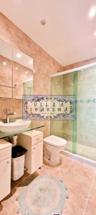 Imagem Apartamento com 4 Quartos à Venda, 250 m² em Copacabana - Rio De Janeiro Imagem Apartamento com 4 Quartos à Venda, 250 m² em Copacabana - Rio De Janeiro