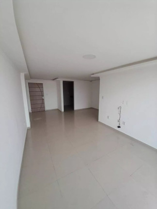 Imagem Apartamento com 3 Quartos à Venda,  em Pedrinhas - Sobral