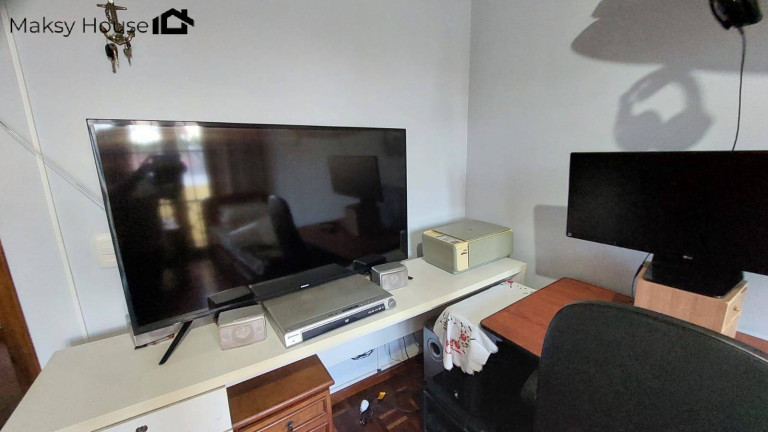 Imagem Casa com 4 Quartos à Venda,  em Boqueirão - Curitiba