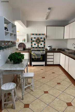 Imagem Apartamento com 4 Quartos à Venda, 176 m² em Várzea - Teresópolis Imagem Apartamento com 4 Quartos à Venda, 176 m² em Várzea - Teresópolis