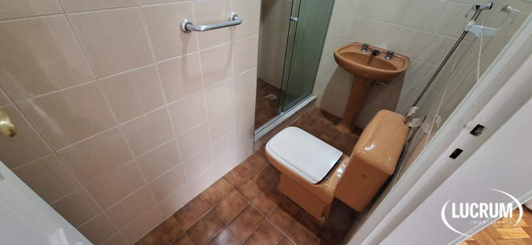 Imagem Apartamento com 3 Quartos para Alugar, 110 m² em Copacabana - Rio De Janeiro