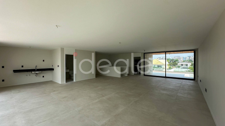 Imagem Casa de Condomínio com 5 Quartos à Venda,  em Barra Da Tijuca - Rio De Janeiro